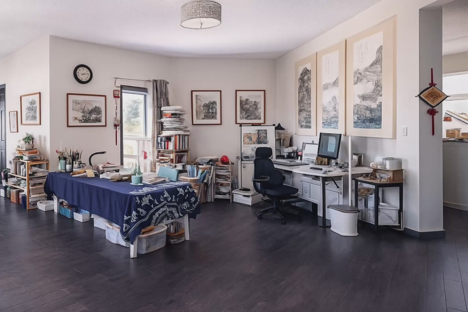 《秋林暖溪》丙烯画 Autumn Streamlight

尺寸 61 × 45.5 cm｜原创手绘